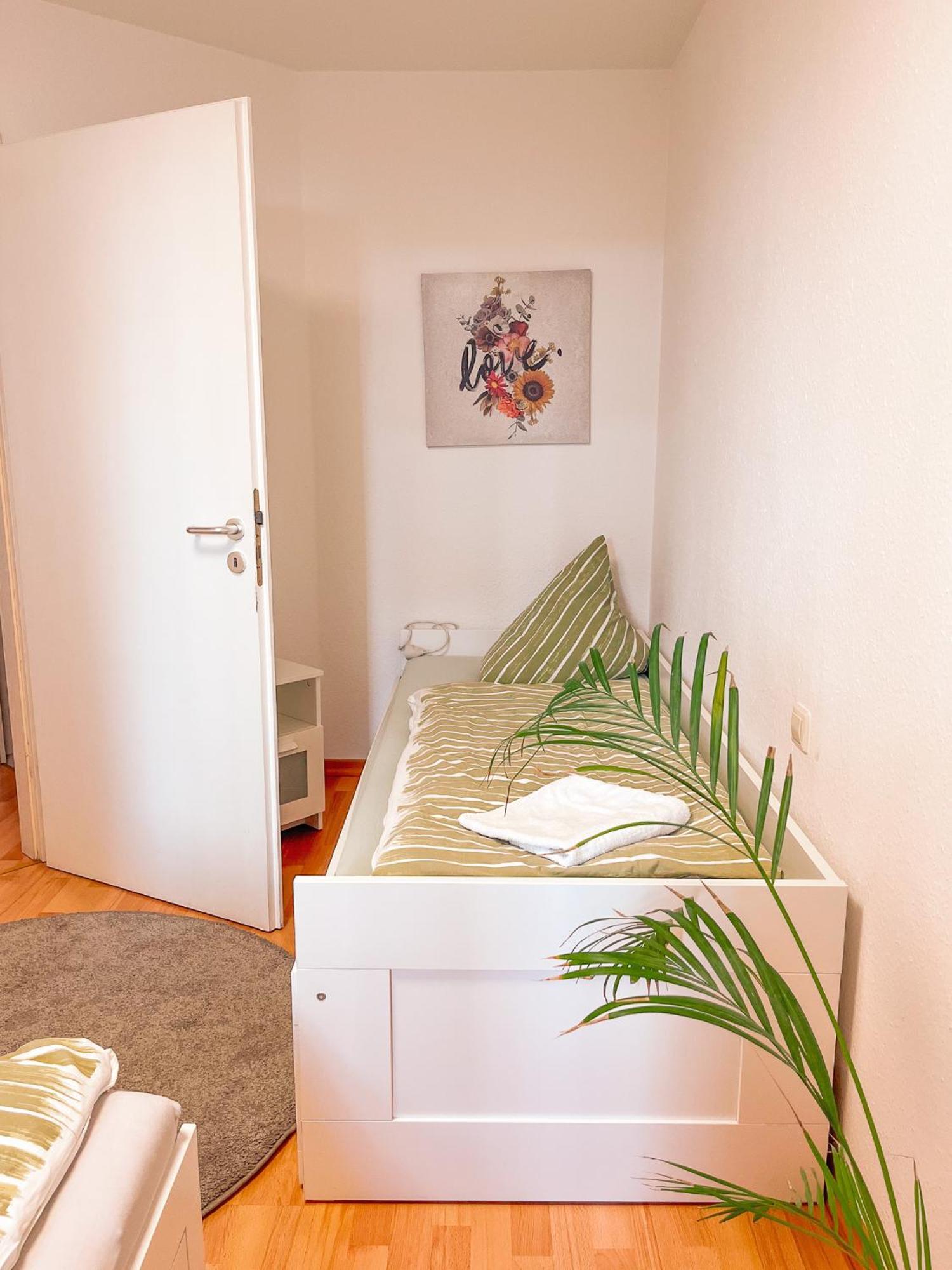 2 Zimmer City Apartment Mit Terrasse Und Tiefgaragenstellplatz In Zentrum Von Lipsia Esterno foto